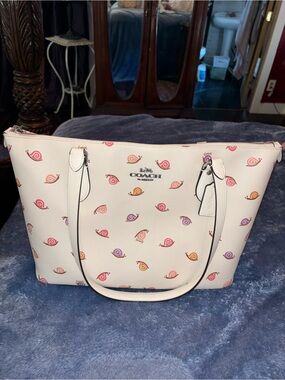 Coach White Leather Tote with Multicolor Snail Motif